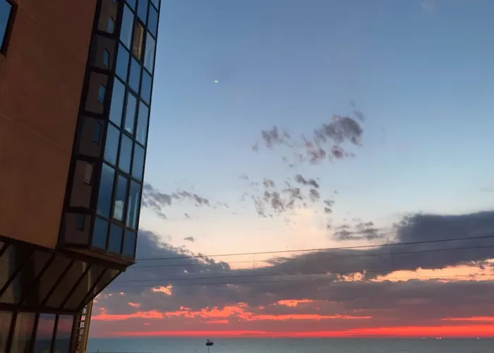 Hydro Seafront With View And Free Parking Остенде